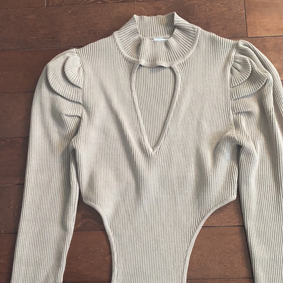 FashionNova Bodysuit - Picture 6 of 8